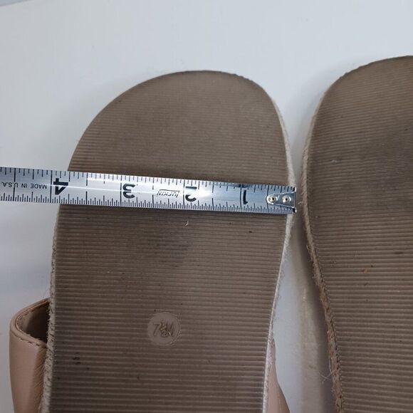 Joie Nacho Women's size 7.5M Thong Cream Faux Leather Sandal - Picture 10 of 11